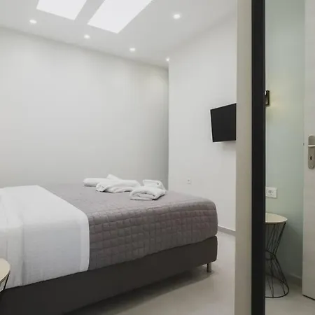 Peris 3 - Near Old Town - Ac, Wifi Apartment *